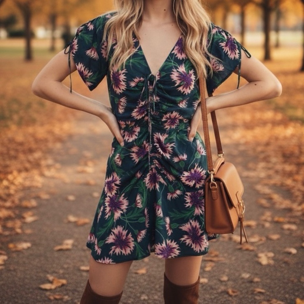 Hold Drawstring ruched mini dress